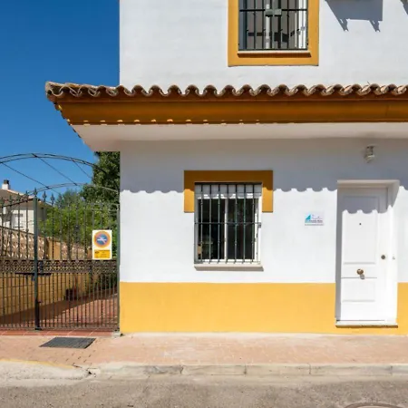 Casa Juan Sebastian Elcano Gelves